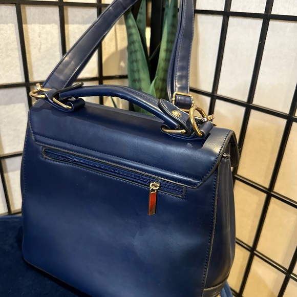 Marie Claire blue Paris Purse - Picture 4 of 8